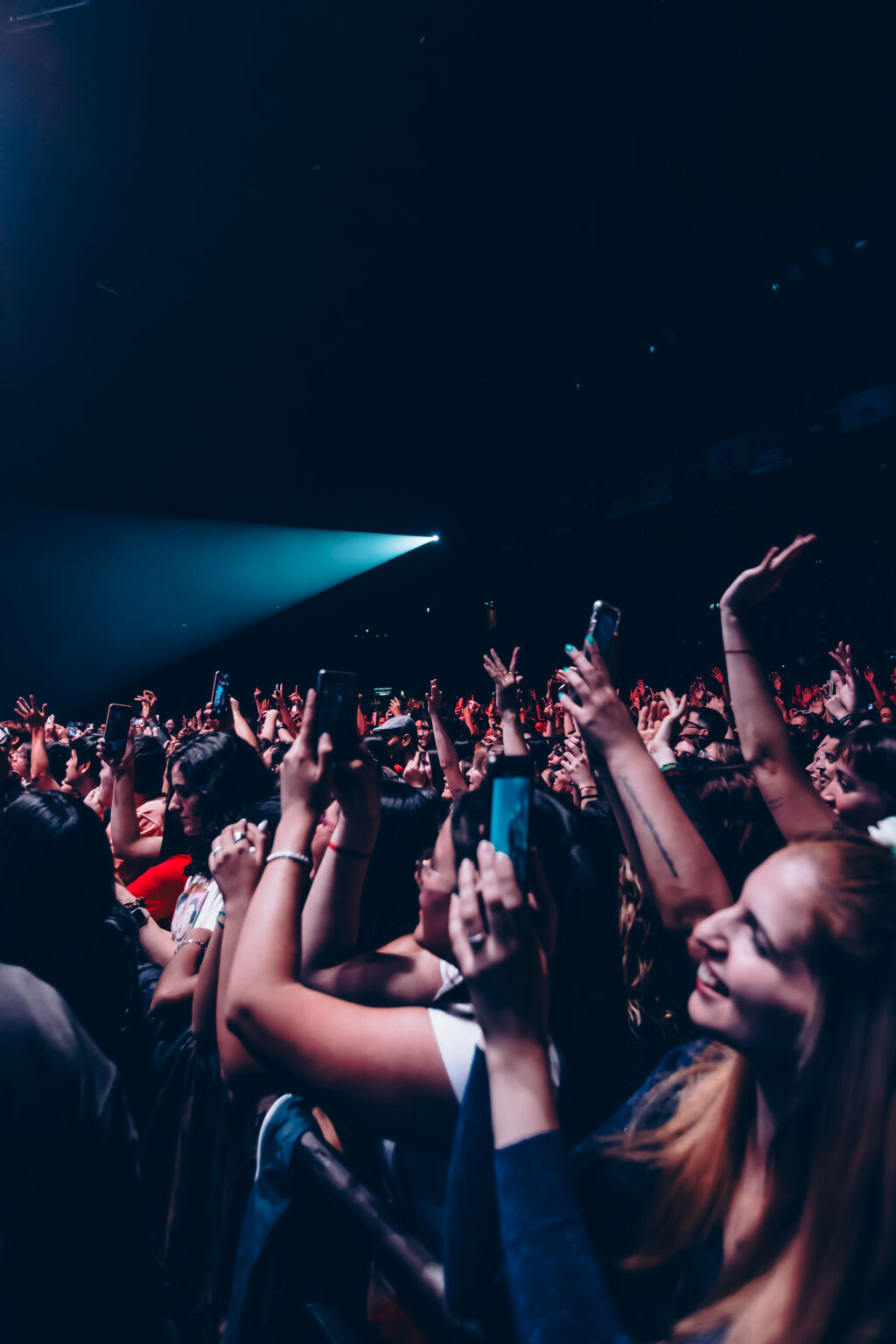 The crowd with hands and phones raised during the Miranda! show — Hotel Miranda! at Luna Park, Buenos Aires, 6 October 2023. Photographed by Anita Almaraz.